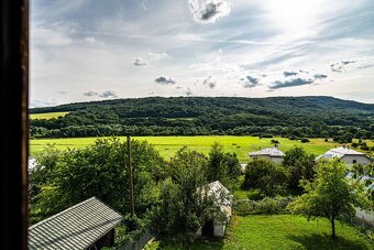 Rodinný dom SVIDNÍK - 3-podlažný,5 izieb, garáž,pozemok - 10