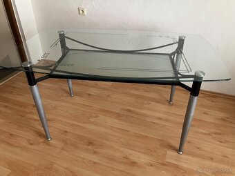 Veľký sklenený jedálenský stôl - 10