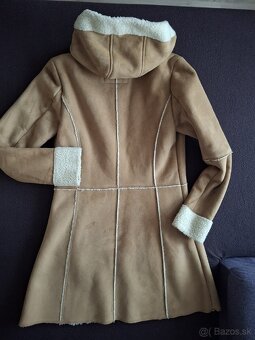 Dievčenský elegantný kabát. CRASH ONE. - 10