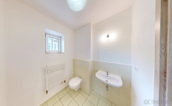 CENTRUM nebytový priestor 50 m2 + parkovacie miesto - 10