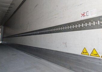 Krone SD Thermo King SLXi 300 tříosý - 10