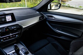 BMW 520d xDrive M Sport / TOP STAV / Virtuálny kokpit / - 10