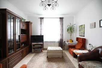 Rodinný dom s dvomi bytovými jednotkami v Trenčíne- Istebník - 10