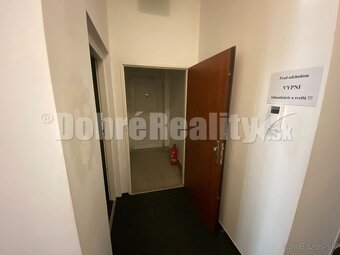 Na prenájom exkluzívne priestory na obchodné alebo kancelárs - 10