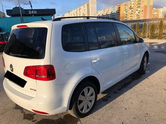 Predám VW Touran 2.0 TDI - 10