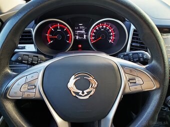 SsangYong Tivoli, 1.6 Diesel, 2017, 149.xxx km, Manuál, 85kW - 10