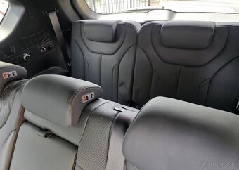 Hyundai Santa Fe 2.2-PREMIUM-TAŽNÉ 2,5t-7 MÍST - 10
