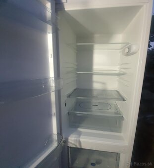 Whirlpool.... chladnička s mrazničkou dole - 10