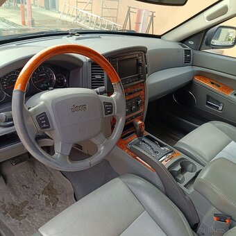 Predám Jeep Grand Cherokee - 10