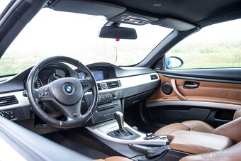 BMW Rad 3 325i A/T Cabiro E93 - 10