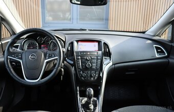 Opel Astra 1.4 Turbo Cosmo - 10