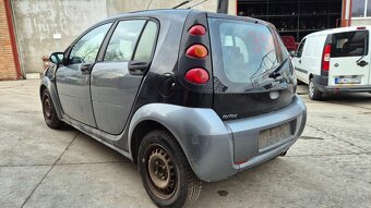 Smart ForFour 1,3i 70kw kód motora: 135930 - 10