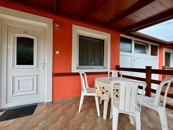MAĎARSKO - MEZŐKÖVESD PENZIÓN S 11 APARTMÁNMI, TERASA, ALTÁ - 10