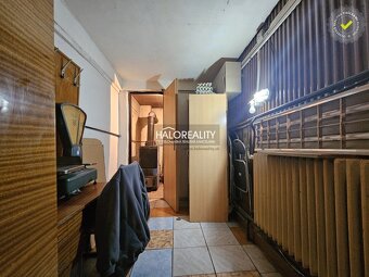 HALO reality - Predaj, pozemok 551 m2 Tisovec, a prevádzka - 10