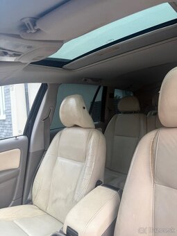 Volvo XC90 7-miestné - 10