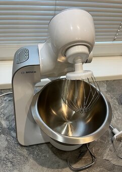 Bosch MUM 54240 900W kuchynský robot - 10