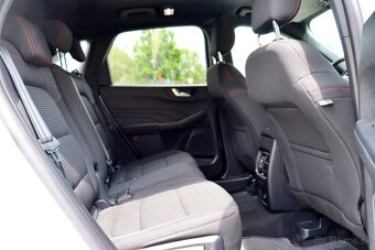 Ford Kuga 1.5 ST Line EcoBoost 4x2 - 10