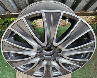 Atraktívne, nové, originálne disky Mercedes - 5x112 r18 - 10