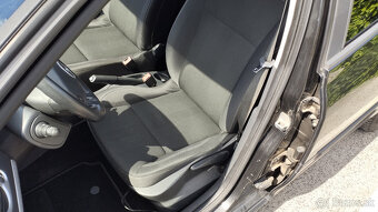 Predám Renault Clio 1.2 benzín, automat - 10