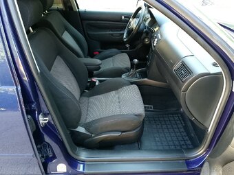 Volkswagen golf 4 1,6 74kw - 10