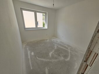 Predaj 4 izb.dvojpodlažného domu v mestskej časti Strážov - 10