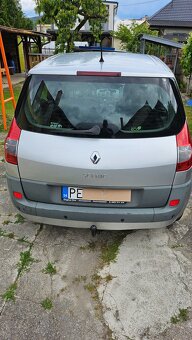 Renault megane scenic - 10