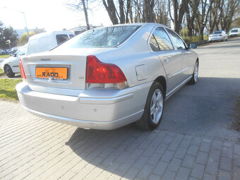 Volvo S60 2.4D Summum A/T - AJ NA SPLÁTKY OD 37,50E - 10