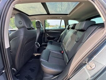 Škoda Octavia 4 2.0TDI 110kW DSG Style 2022 PANO Alcantara - 10