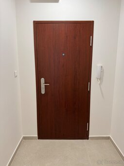 Komplet prerobený byt na predaj SNP - 10