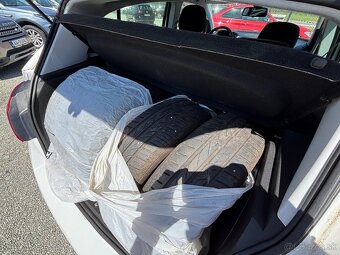 Opel Corsa 1.4 Enjoy - 10