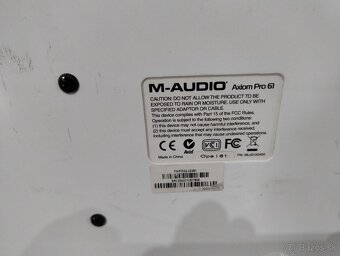 M audio axiom61 - 10