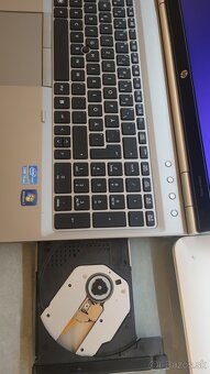 Predám notebook HP EliteBook 8560P - 10