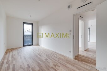 3 izbový apartmán s 2 balkónmi a parkingom v projekte Metrop - 10