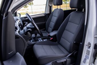 Volkswagen Touran 1.6TDI SCR Comfortline - PANO, ACC - 10