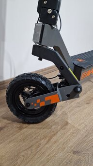 Elektrická kolobežka Kukirin G2 800 W 2025 - 10