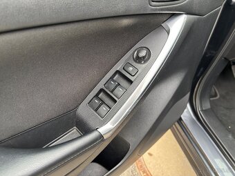 Mazda CX-5 2,2 skyactive ,manuál 6 2013 - 10