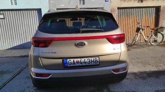 Kia Sportage 2.0 CRDi 4WD Gold; 6M; 100kW; 2016 - 10