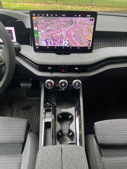Škoda Superb Combi 2.0 TDI SCR Selection 4x4 DSG - 10