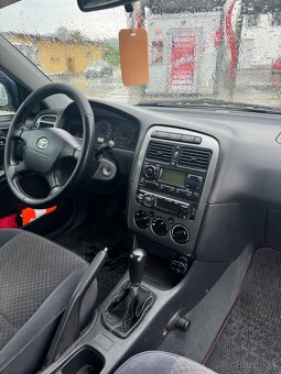 Toyota Avensis 2.0 D-4 - 10