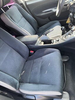Honda civic 8g 1.8 103kw - 10