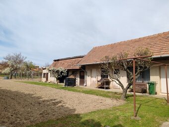 Na predaj rodinný dom Jaslovské Bohunice - 10