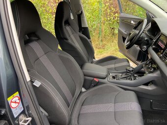 Škoda Karoq Sport 4x4 2,0 TDi DSG - 10
