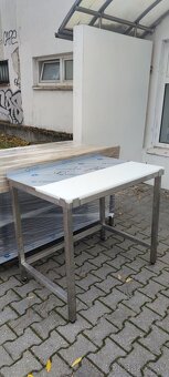 Nerezový pracovný stôl, gastro vybavenie do veľkokuchyne - 10