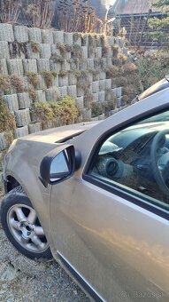 Dacia sandero 2009 - 10