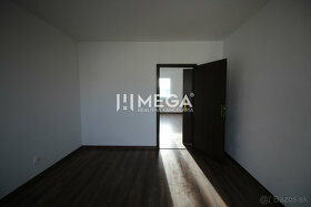 Na predaj 3-izbový byt s balkónom  v Michalovciach - A14 - 10