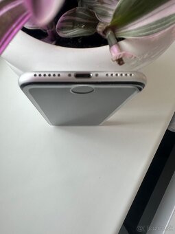 Iphone SE 2020 128Gb White - 10