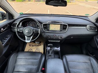 KIA Sorento 2.2 CRDi 4WD Platinum A/T - 10