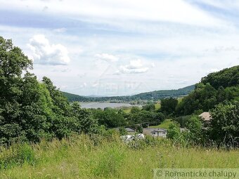 Rozsiahly pozemok na výstavbu v okrajovej časti Divína - 10
