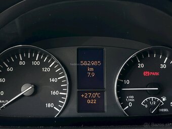 MERCEDES BENZ Sprinter 318 CDI V6 - 10