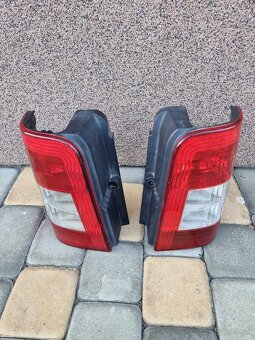 Peugeot Partner zadné svetlá - 10